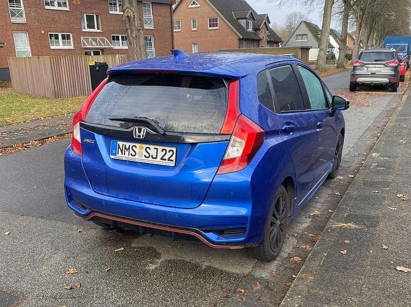 Gebraucht Honda Jazz Dynamic 131 PS (96 kW) 2018 Blau Kleinwagen
