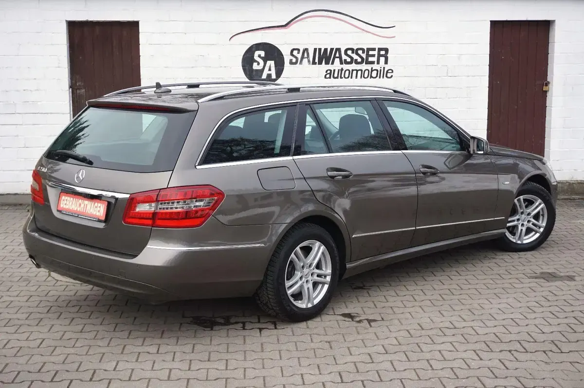 Usata Mercedes E200 184 CV (135 kW) 2012 Grigio Station wagon
