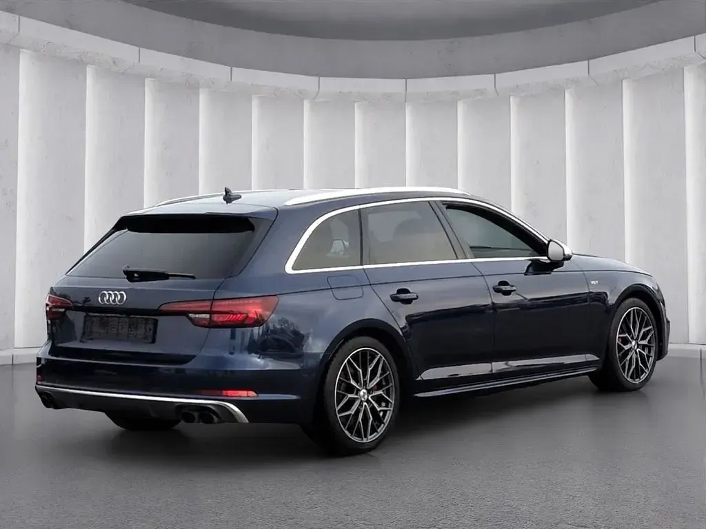 Gebraucht Audi S4 Ambiente 354 PS (260 kW) 2018 Blau Kombi