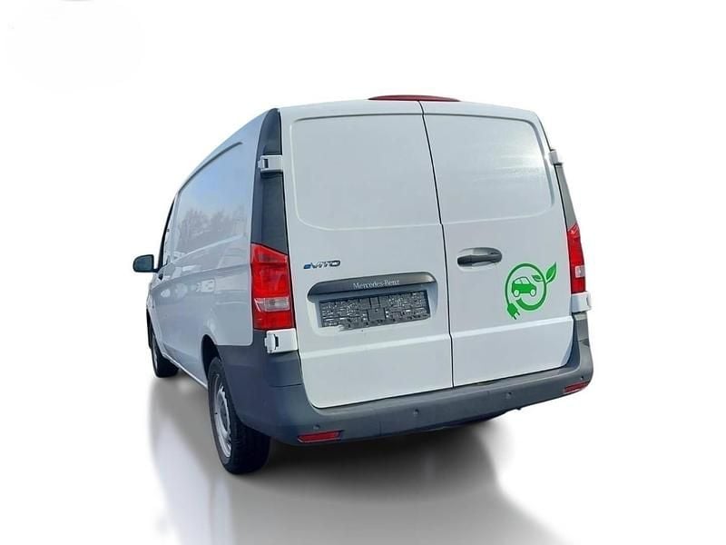 Gebraucht Mercedes e-Vito 85 kW (116 PS) 2021 Weiß Van / Kleinbus