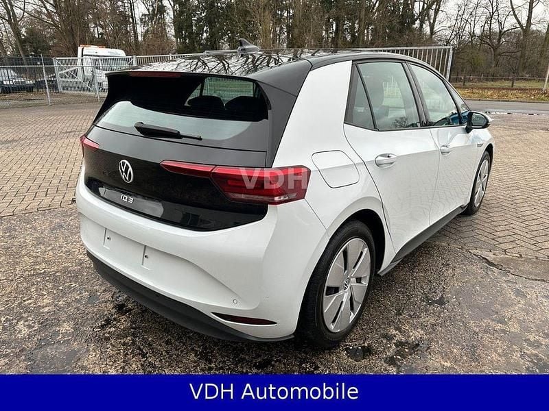 Gebraucht VW ID.3 Pure 110 kW (150 PS) 2021 Weiß Kleinwagen
