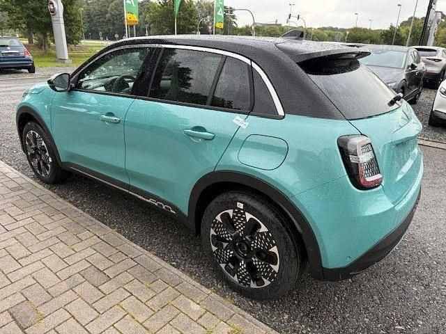 Neu Fiat 600 La Prima 110 PS (80 kW) 2025 Schwarz Limousine