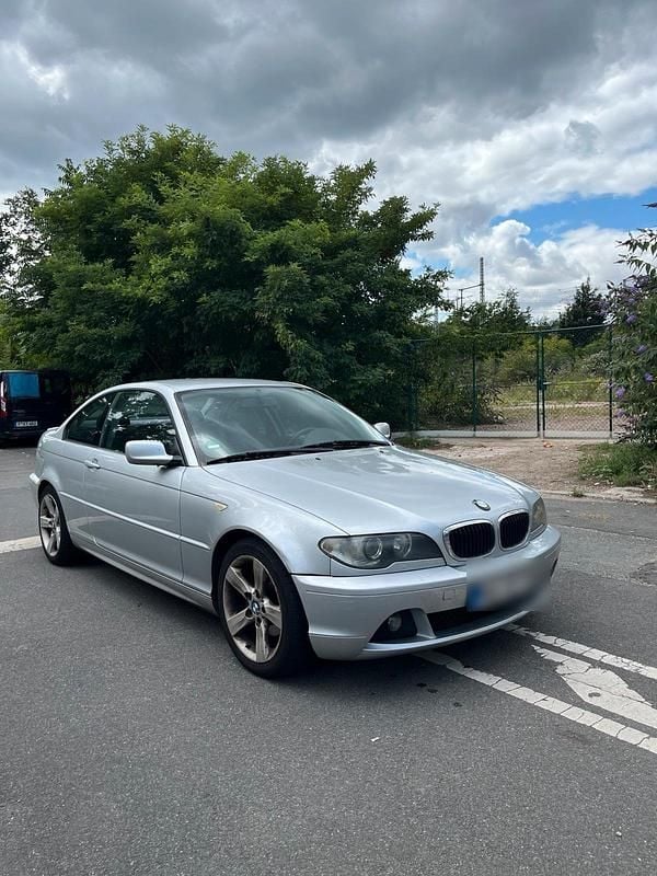 Silber Gebraucht 2003 BMW 318 Coupé | 2.000 € (Guter Preis) - Bild 1/4