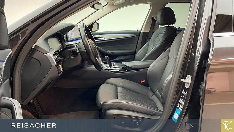 Gebraucht BMW 520 Performance 190 PS (139 kW) 2022 Grau Limousine