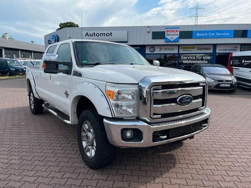 Weiß Gebraucht 2015 Ford F350 Lariat SUV | 41.900 € - Bild 1/4