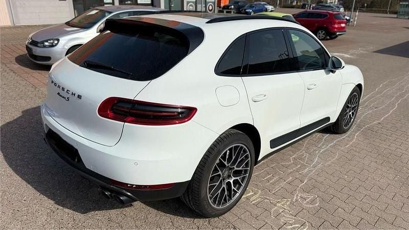 Gebraucht Porsche Macan S 258 PS (189 kW) 2018 Weiß SUV