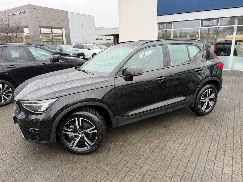 Gebraucht Volvo XC40 Plus 163 PS (119 kW) 2023 Schwarz SUV