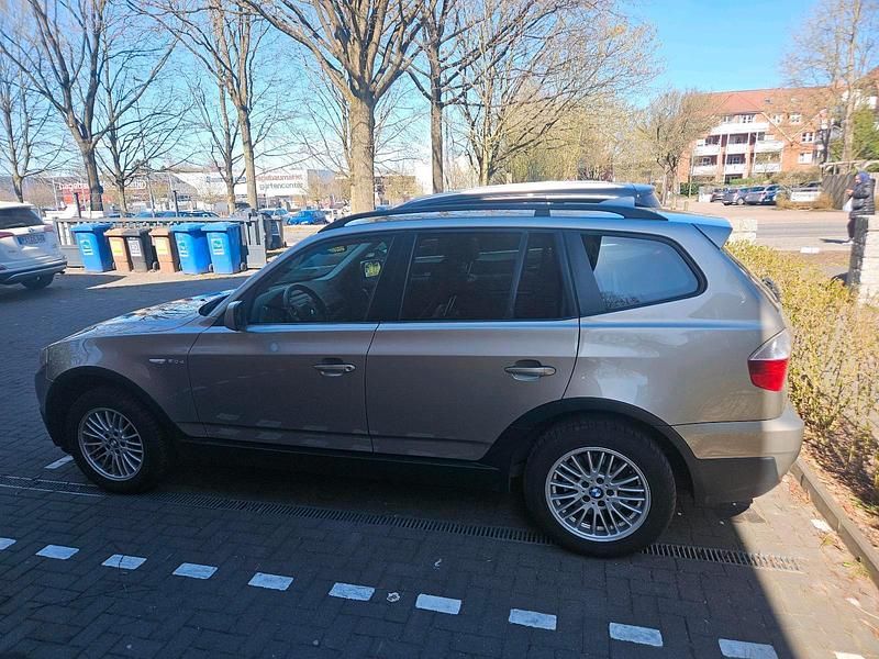 Gebraucht BMW X3 177 PS (130 kW) 2008 Gold SUV