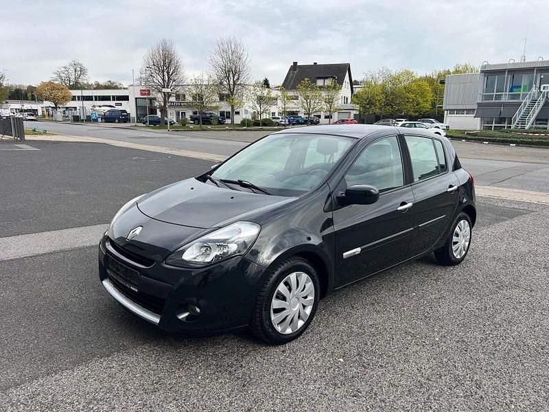Gebraucht Renault Clio II Dynamique 75 PS (55 kW) 2011 Schwarz Limousine