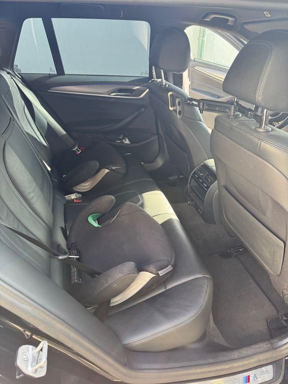 Gebraucht BMW 530 Performance 265 PS (194 kW) 2020 Schwarz Kombi