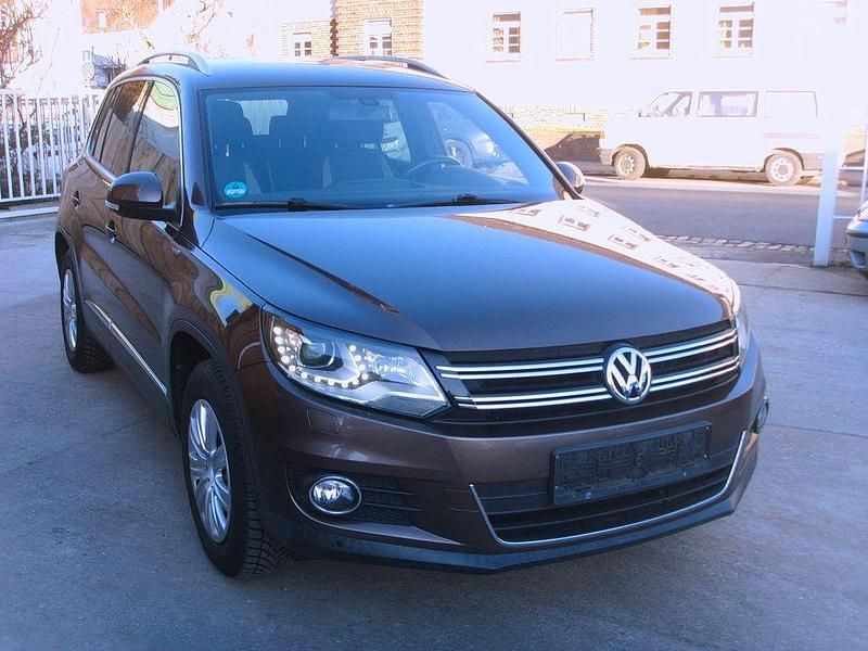 Gebraucht VW Tiguan Life 110 PS (80 kW) 2014 Braun SUV