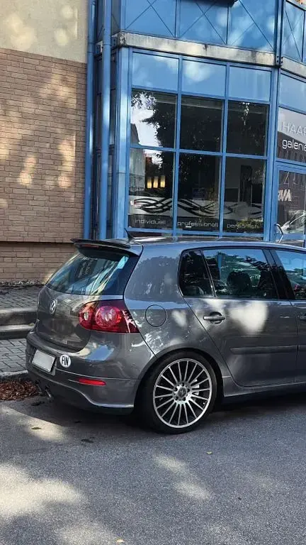 Gebraucht VW Golf IV R 250 PS (183 kW) 2005 Silber Limousine