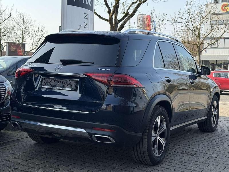 Gebraucht Mercedes GLE350 Exclusive 194 PS (142 kW) 2022 Cavansitblau  metalliclack SUV