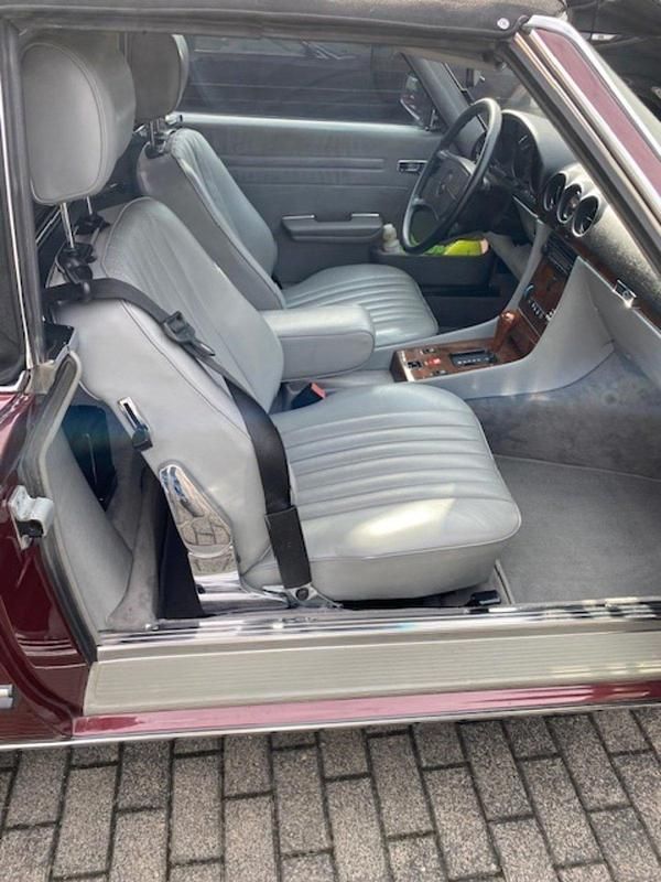 Andere farben Gebraucht 1986 Mercedes 560 Cabrio | 35.500 € - Bild 1/4