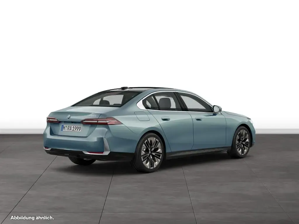 Nowe BMW 520 190 KM (139 kW) 2025 Zielony Sedan/Limuzyna