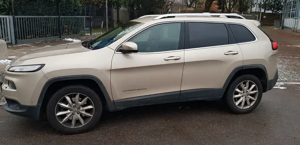 Gebraucht Jeep Cherokee 170 PS (125 kW) 2015 Beige SUV