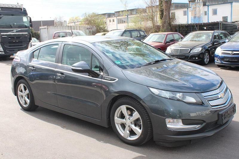 Grau Gebraucht 2014 Chevrolet Volt Kleinwagen | 8.650 € - Bild 1/4