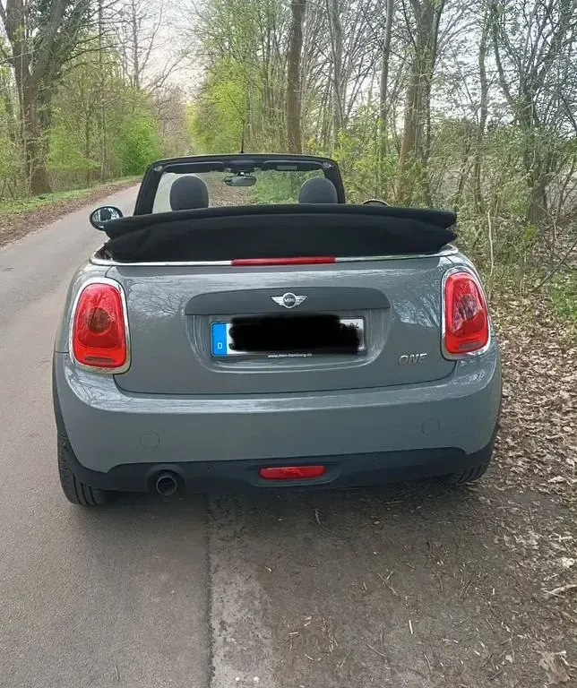 Gebraucht Mini One Cabriolet 102 PS (75 kW) 2018 Grau Cabrio