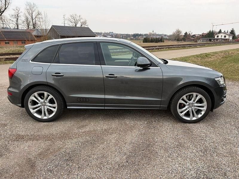 Gebraucht Audi SQ5 Sport 313 PS (230 kW) 2015 Grau SUV