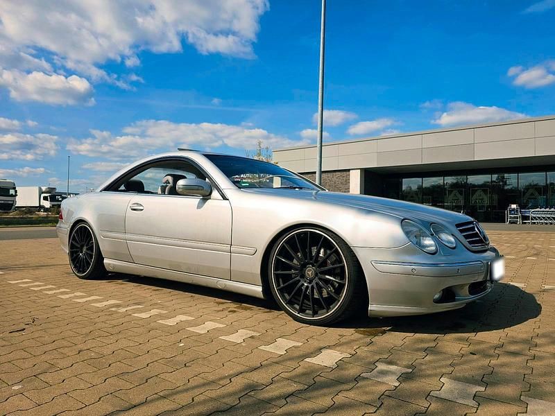Gebraucht Mercedes CL500 306 PS (225 kW) 2001 Silber Coupé