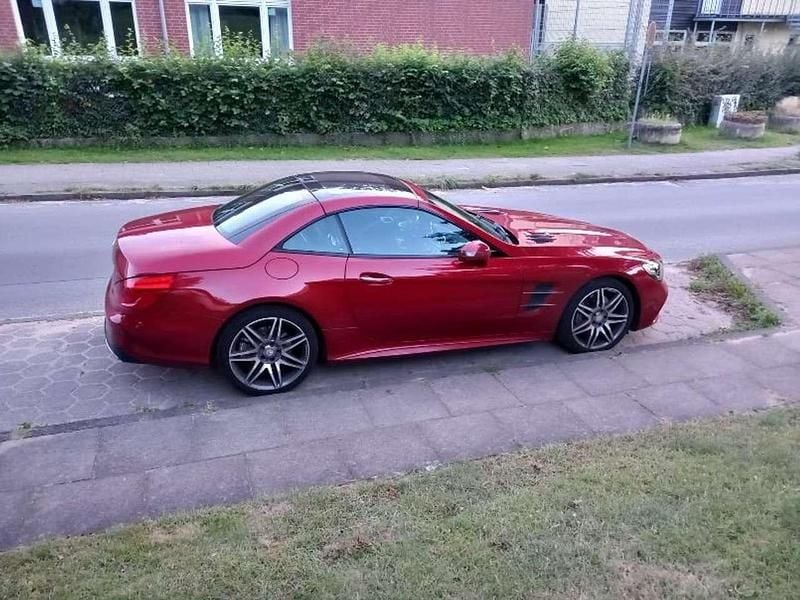Gebraucht Mercedes SL500 AMG line 455 PS (334 kW) 2018 Rot Cabrio