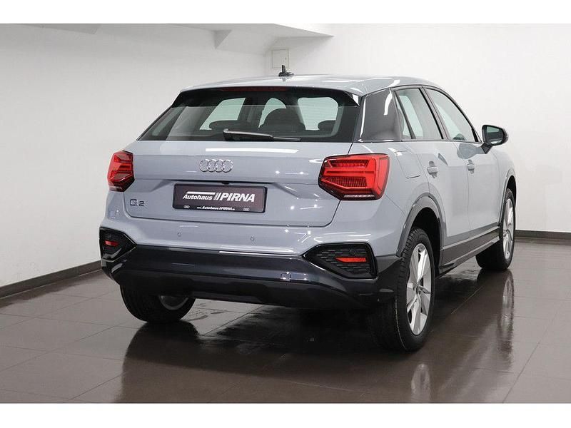 Neu Audi Q2 Advanced Plus 150 PS (110 kW) 2026 Grau SUV
