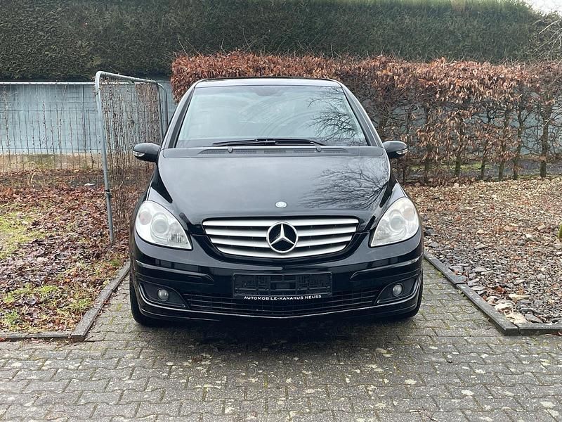 Gebraucht Mercedes B150 95 PS (69 kW) 2006 Schwarz Van / Kleinbus