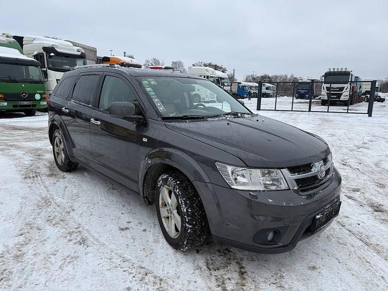 Gebraucht Fiat Freemont 170 PS (125 kW) 2014 Grau SUV