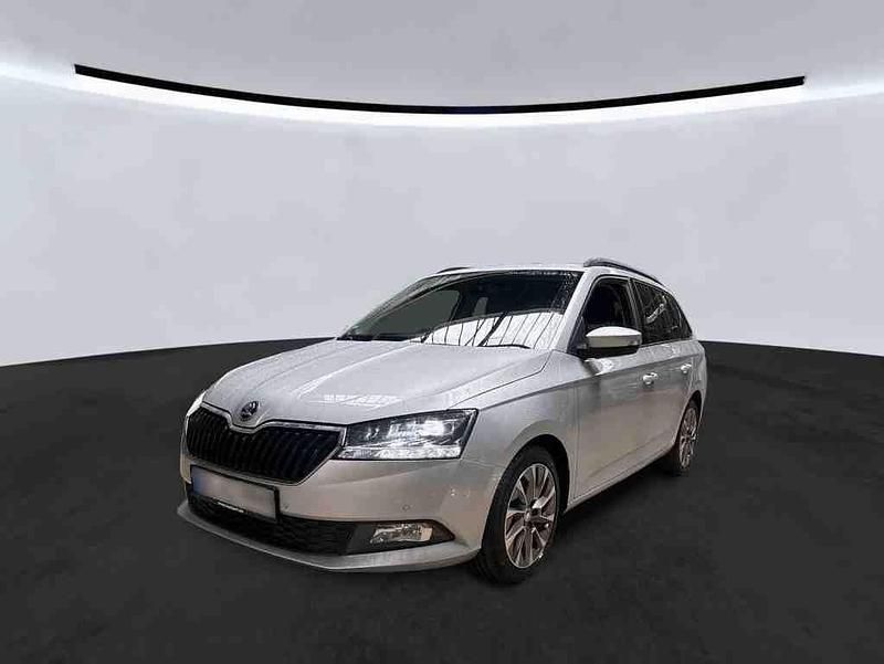 Brilliantsilber Gebraucht 2022 Skoda Fabia Best of Kleinwagen | 14.390 € (Guter Preis) - Bild 1/4