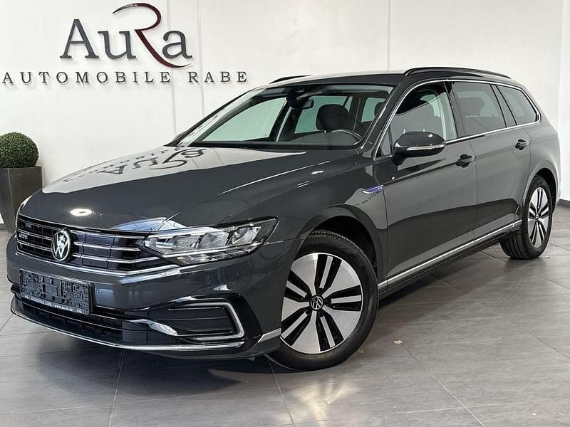 Gebraucht VW Passat GTE 218 PS (160 kW) 2021 Grau Limousine