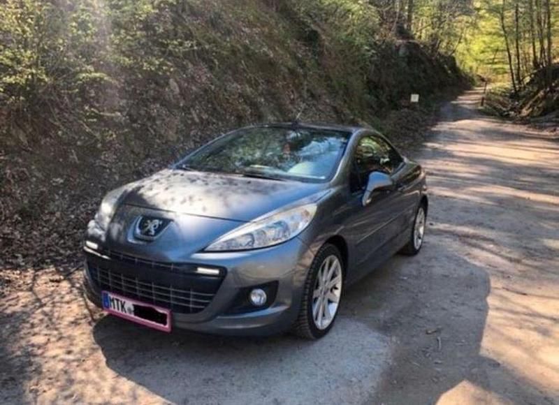 Grau Gebraucht 2009 Peugeot 207 CC Premium Cabrio | 1.500 € (Guter Preis) - Bild 1/4