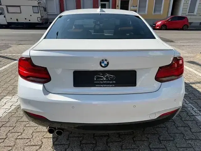 Gebraucht BMW 230 M Sport 252 PS (185 kW) 2019 Weiß Coupé