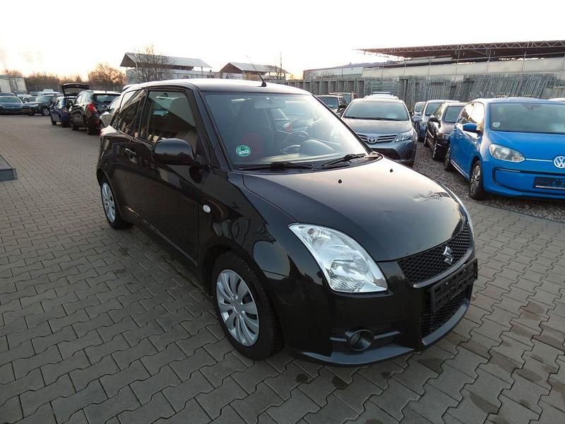 Usado Suzuki Swift 125 CV (91 kW) 2011 Negro Utilitario