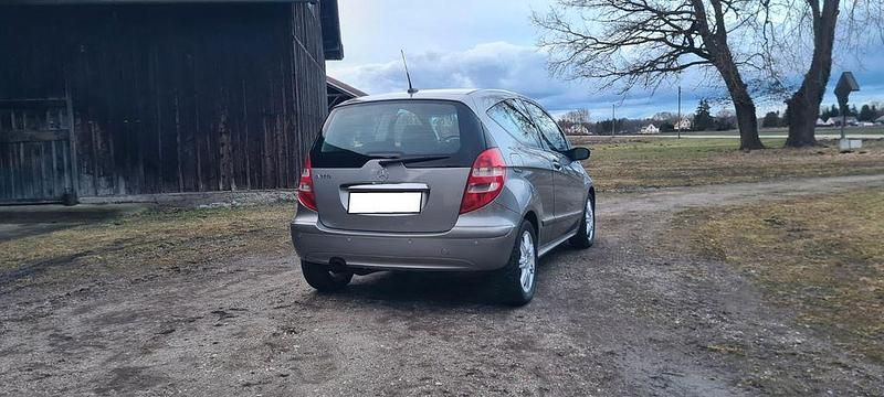 Gebraucht Mercedes A170 Elegance 116 PS (85 kW) 2007 Grau Van / Kleinbus