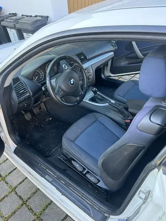 Gebraucht BMW 116 122 PS (89 kW) 2009 Weiß Kleinwagen