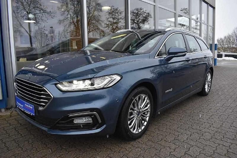 Gebraucht Ford Mondeo Titanium 188 PS (138 kW) 2020 Blau Limousine