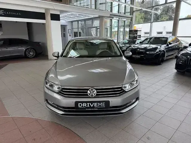 Gebraucht VW Passat Highline 190 PS (139 kW) 2015 Silber Limousine