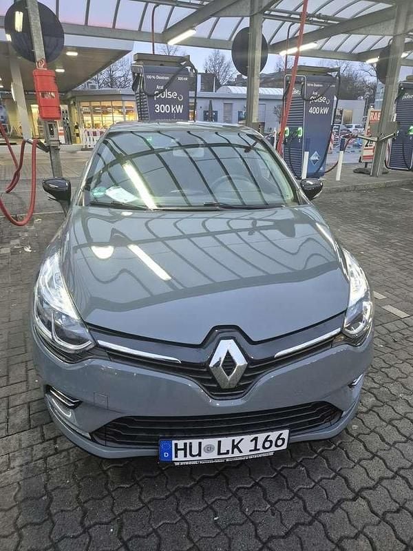 Gebraucht Renault Clio IV LIMITED 90 PS (66 kW) 2018 Grau Limousine