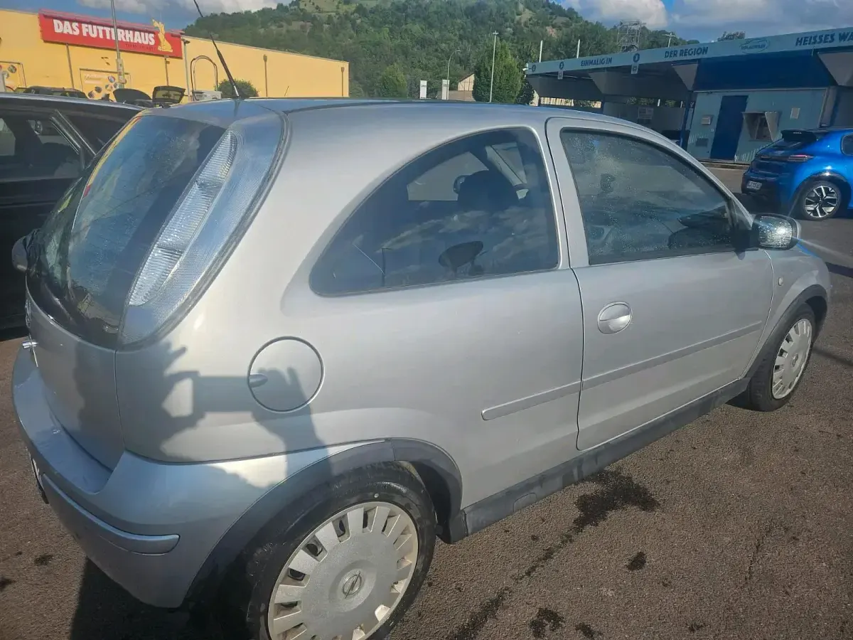 Gebraucht Opel Corsa 65 PS (47 kW) 2005 Kleinwagen