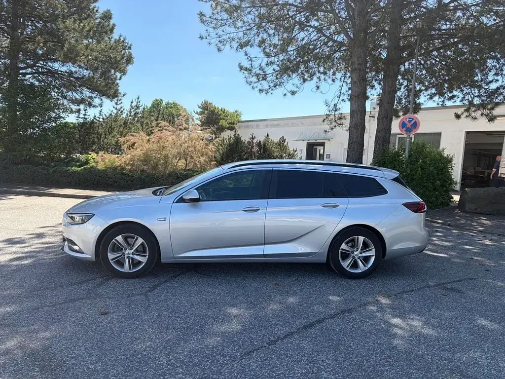 Gebraucht Opel Insignia Edition 170 PS (125 kW) 2019 Silber Kombi