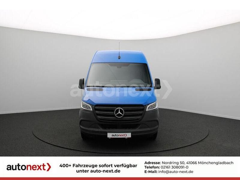 Gebraucht Mercedes Sprinter 163 PS (119 kW) 2020 Blau Van