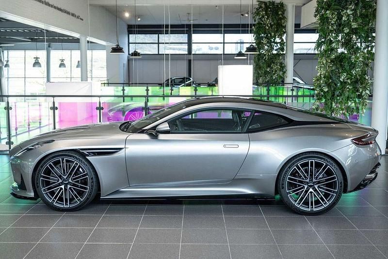 Occasion Aston Martin DB12 680 ch (500 kW) 2024 Gris