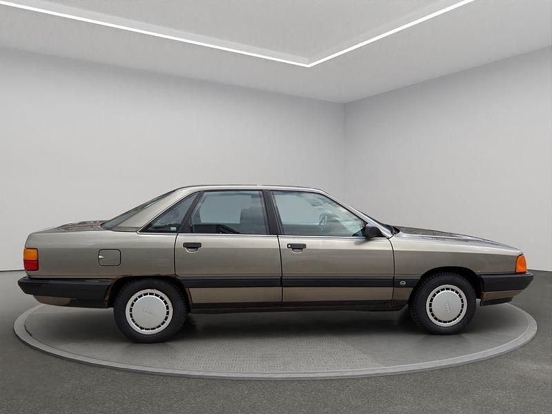 Second-hand Audi 100 Sport 1989 Berlinǎ