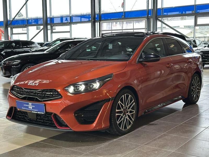 Gebraucht Kia ProCeed GT GT 204 PS (150 kW) 2022 Orange Kleinwagen