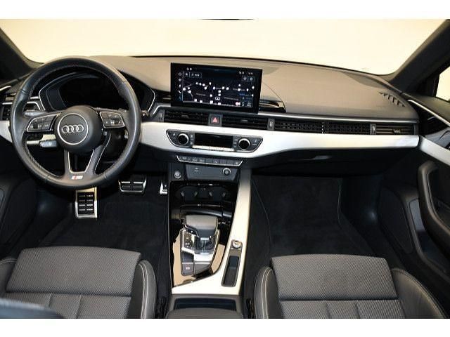 Gebraucht Audi A4 S-Line 204 PS (150 kW) 2022 Mythosschwarz metallic Kombi