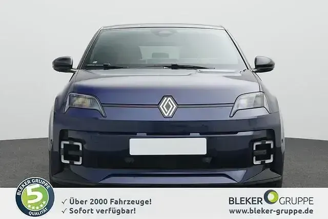 Gebraucht Renault 5 E-Tech Iconic 110 kW (150 PS) 2024 Blau rre + schwarz gne Limousine