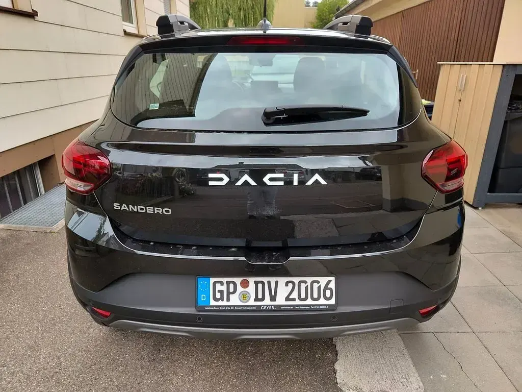 Gebraucht Dacia Sandero Expression 91 PS (66 kW) 2025 Schwarz Limousine