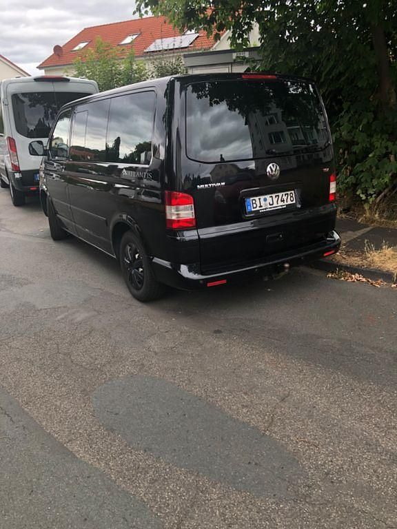 Schwarz Gebraucht 2007 VW T5 Van | 14.000 € - Bild 1/4
