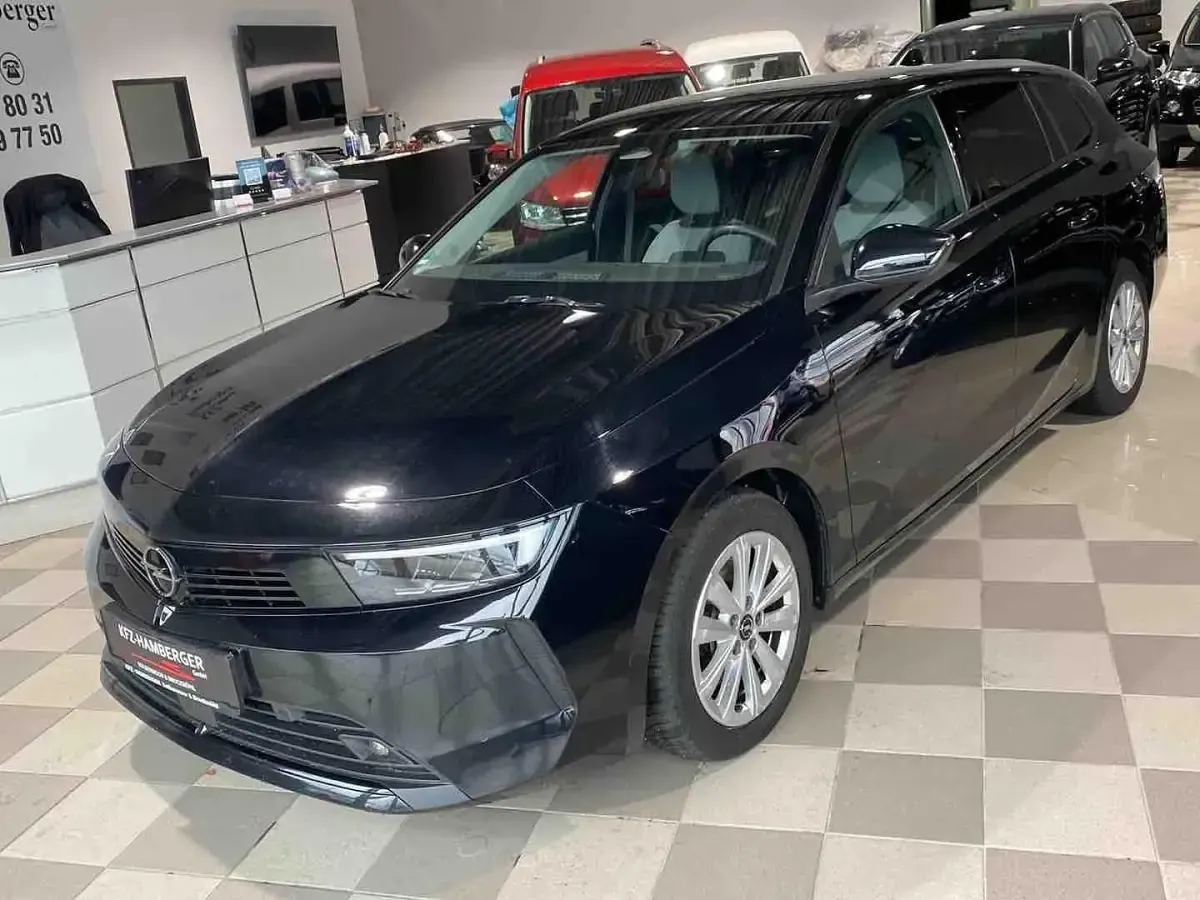 Gebraucht Opel Astra Business Edition 131 PS (96 kW) 2023 Schwarz Kombi