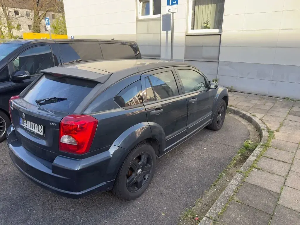 Gebraucht Dodge Caliber SXT 156 PS (114 kW) 2006 Beige Kleinwagen
